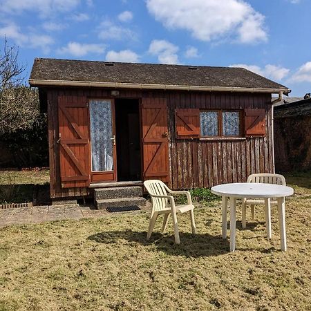 Au Petit Chalet D'Illiers Combray - Salle D'Eau Uniquement Kültér fotó